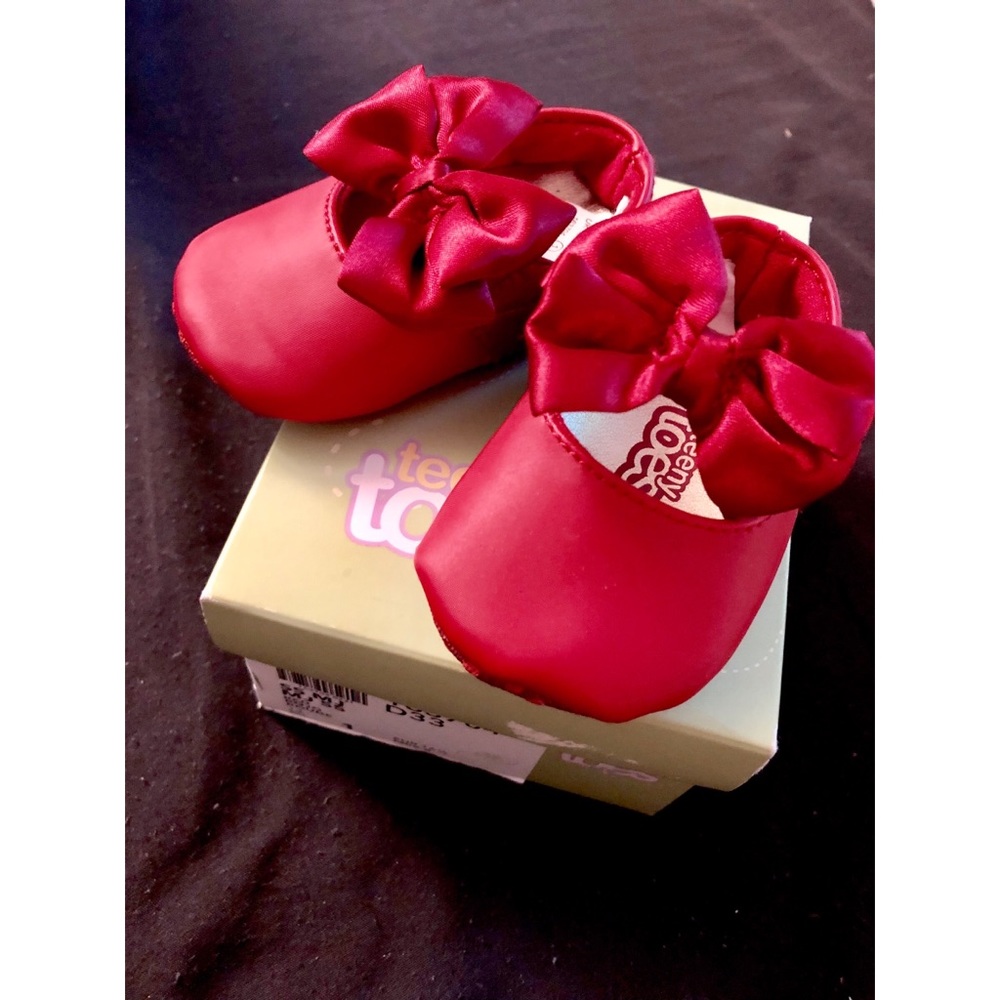 Baby girl Red dress up shoes with bow Size 1